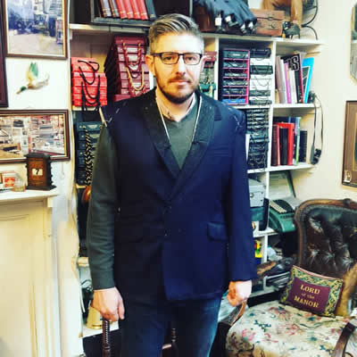 bespoke suit fitting canvas stage
